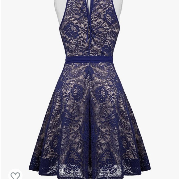 Lace Cocktail Dress - Picture 4 of 5